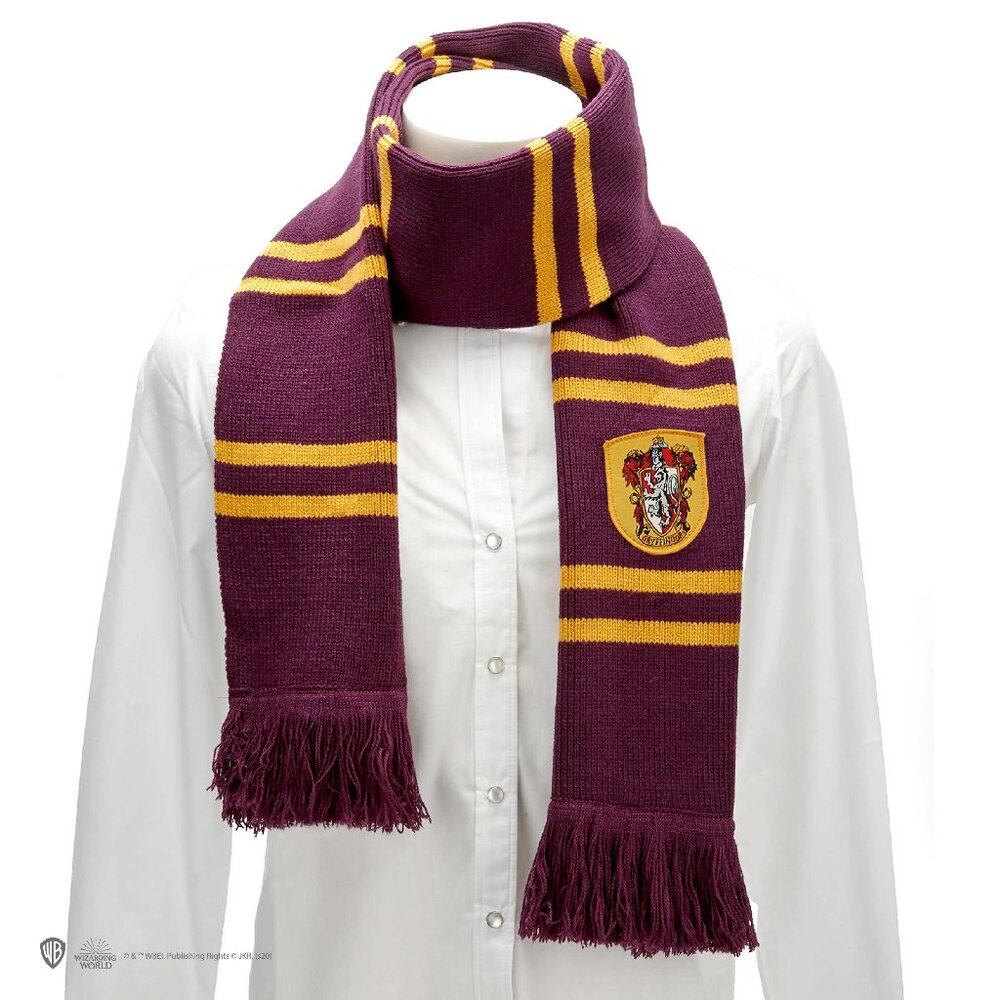 Harry Potter Gryffindor scarf